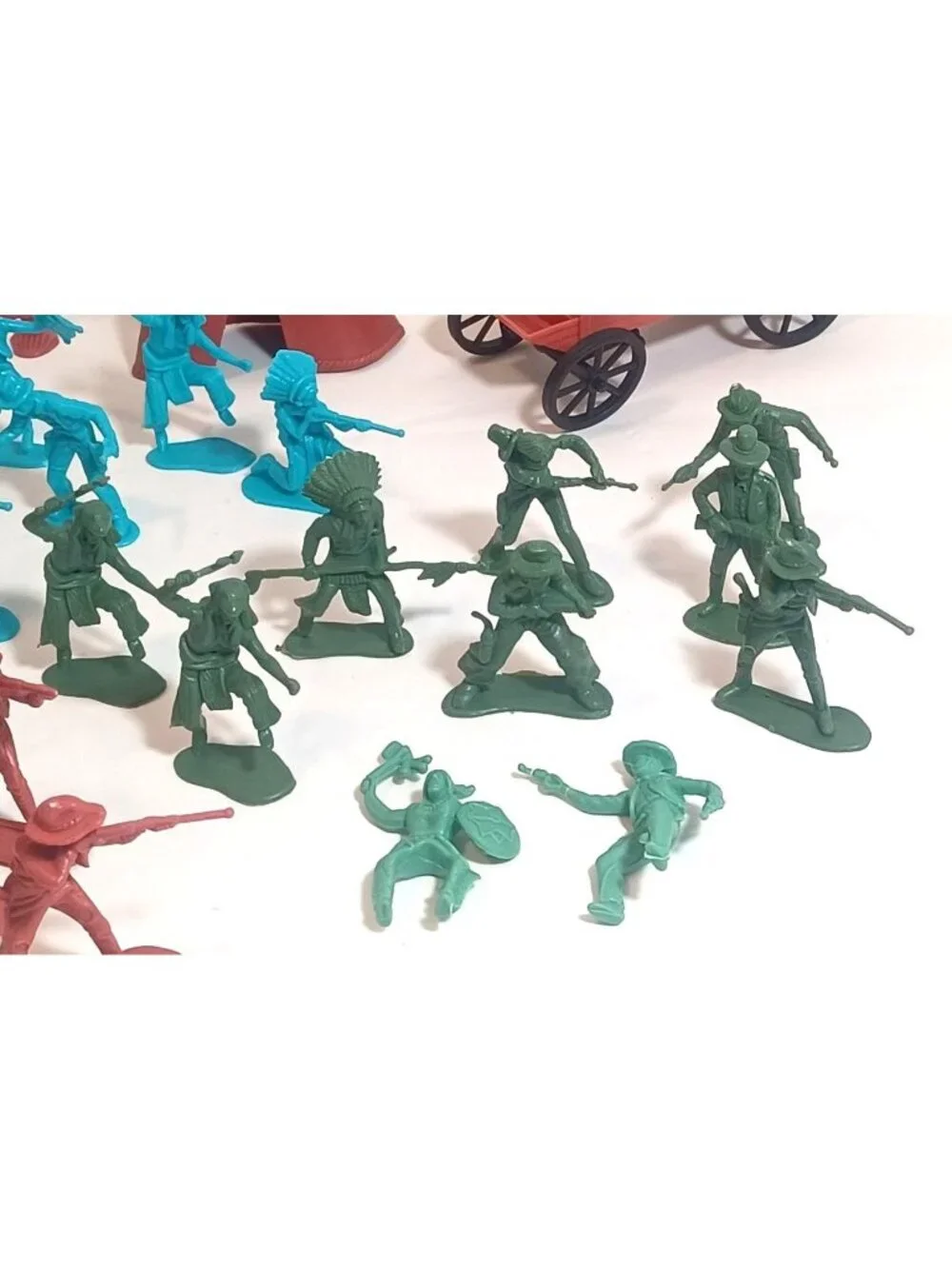 LOT Vintage Western Plastic Figures toys Cowboys Indians horses Teepee Wagon 45P